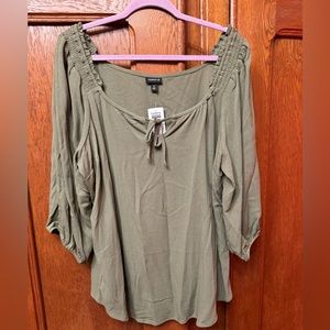 Torrid Gauze Keyhole Peasant Puff Sleeve Top